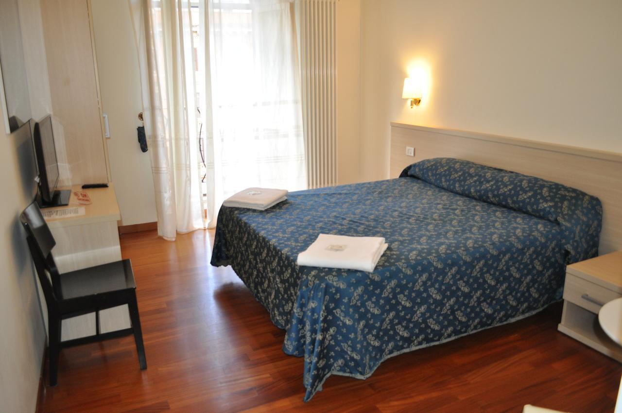 Karina Suite Rom Exterior foto